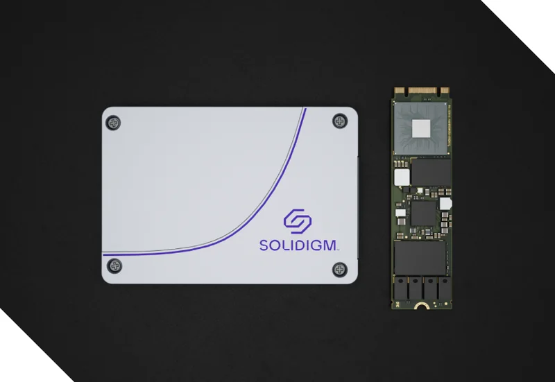 Solidigm / Intel SSDSC2KB240GZ01 D3 / S45xx Series 240GB 2.5-inch SATA III SSD